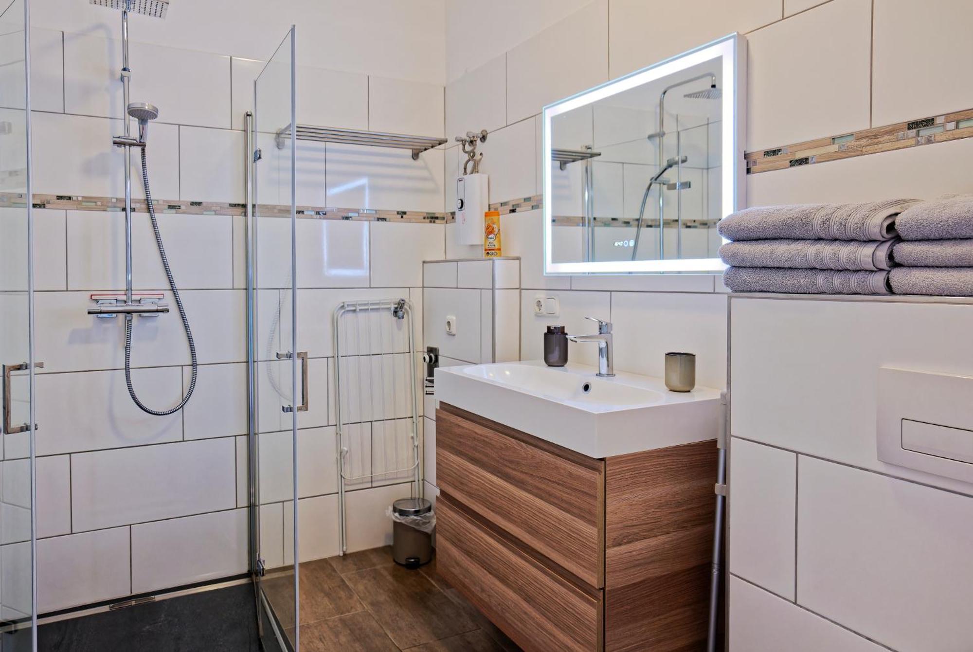 Modern Family In Apartment Bamberg